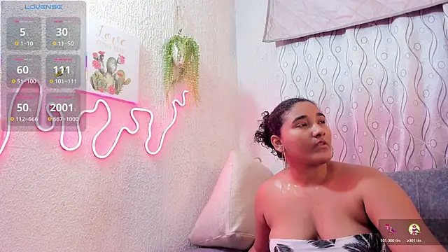 samanthaeliott22 online show from October 2025 09:26:01 PM