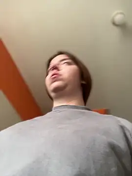 Snapshot of Cloew_Marz chatting on November 2025 09:53:01 PM Cloew Marz online show from November 2025 09:53:01 PM