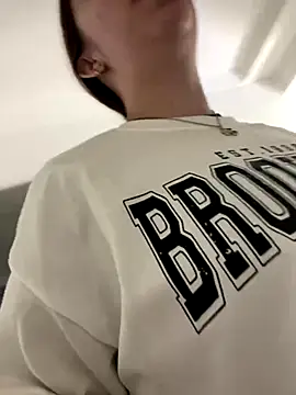 Snapshot of Cloew_Marz chatting on November 2025 10:20:02 PM Cloew Marz online show from November 2025 10:20:02 PM