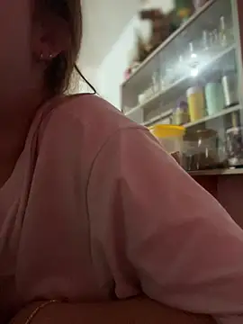 Cloew Marz online show from April 2026 02:24:02 PM