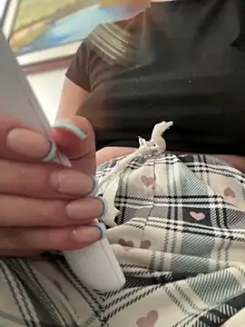 Cloew Marz online show from March 2026 06:31:02 PM