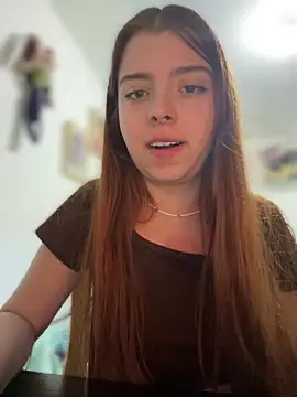 Cloew Marz online show from October 2025 12:33:02 AM