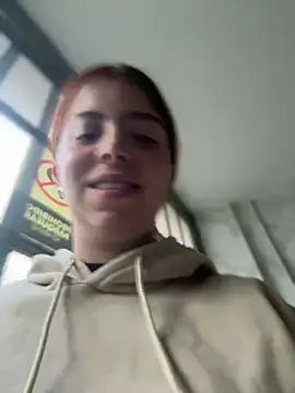 Cloew Marz online show from March 2025 10:08:02 PM