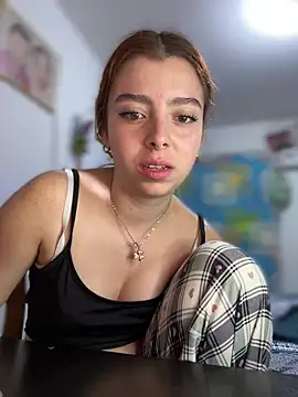 Cloew Marz online show from March 2025 01:21:02 AM
