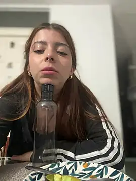 Cloew Marz online show from February 2025 08:36:01 PM