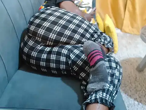 leslysexygirl online show from March 2026 05:25:02 AM