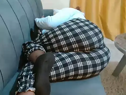 leslysexygirl online show from November 2025 08:20:02 PM