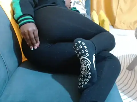 leslysexygirl online show from February 2026 05:08:01 AM