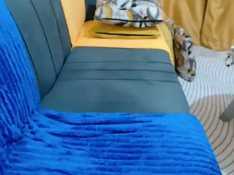 leslysexygirl online show from February 2026 05:27:02 AM