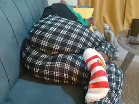 leslysexygirl online show from December 2025 05:20:02 AM