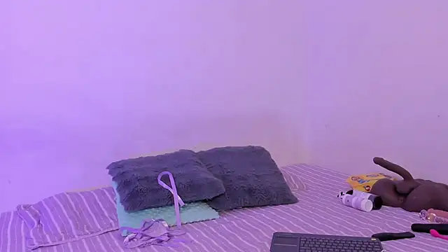 crystalvazquez online show from January 2026 11:27:02 AM