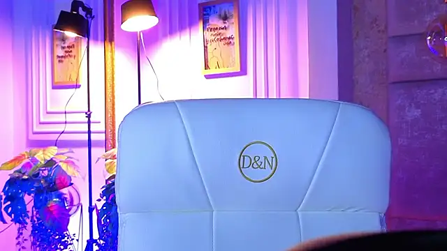 AlessiaLondon online show from March 2026 10:30:01 AM