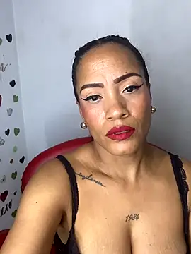 AdelaHaneix online show from November 2025 04:11:01 AM