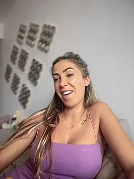 RaquelleDevon online show from June 2026 11:48:02 AM