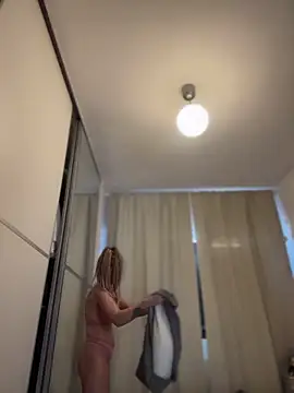 RaquelleDevon online show from March 2026 06:19:02 AM