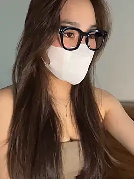 Snapshot of Lilisa_miu chatting on February 2026 06:57:02 AM Lilisa miu online show from February 2026 06:57:02 AM