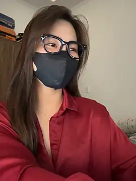 Snapshot of Lilisa_miu chatting on January 2026 04:32:02 PM Lilisa miu online show from January 2026 04:32:02 PM