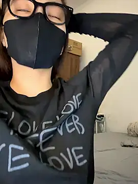 Snapshot of Lilisa_miu chatting on January 2026 04:44:01 PM Lilisa miu online show from January 2026 04:44:01 PM