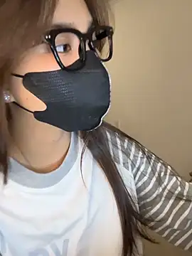 Snapshot of Lilisa_miu chatting on January 2026 04:11:01 PM Lilisa miu online show from January 2026 04:11:01 PM