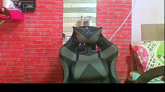 Transthifany online show from October 2025 02:46:01 PM