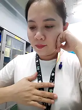 Snapshot of Benlla2802 chatting on December 2024 07:59:02 PM Benlla2802 online show from December 2024 07:59:02 PM