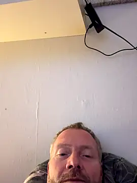 Snapshot of Rockburg chatting on November 2025 09:20:02 PM Rockburg online show from November 2025 09:20:02 PM