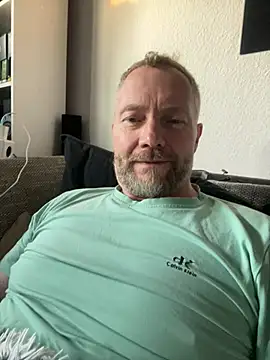 Snapshot of Rockburg chatting on March 2025 06:05:02 AM Rockburg online show from March 2025 06:05:02 AM