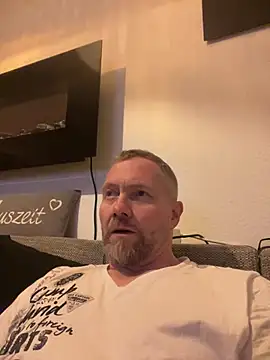 Snapshot of Rockburg chatting on March 2025 05:54:01 AM Rockburg online show from March 2025 05:54:01 AM