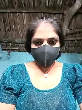 Snapshot of haymona chatting on March 2025 03:28:01 PM haymona online show from March 2025 03:28:01 PM