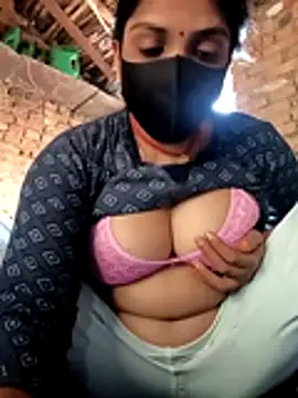 Snapshot of haymona chatting on November 2025 06:13:01 AM haymona online show from November 2025 06:13:01 AM