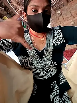 Snapshot of haymona chatting on October 2025 08:04:02 AM haymona online show from October 2025 08:04:02 AM