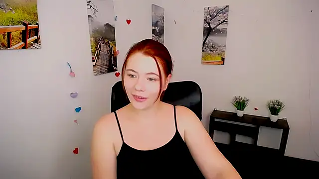 Sun Alexia online show from October 2025 01:01:01 PM