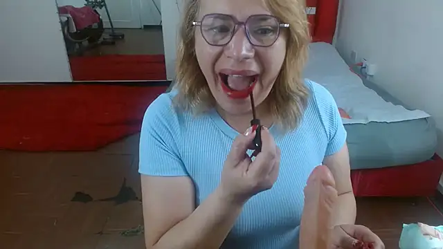 krystal thomson online show from November 2025 04:07:02 PM