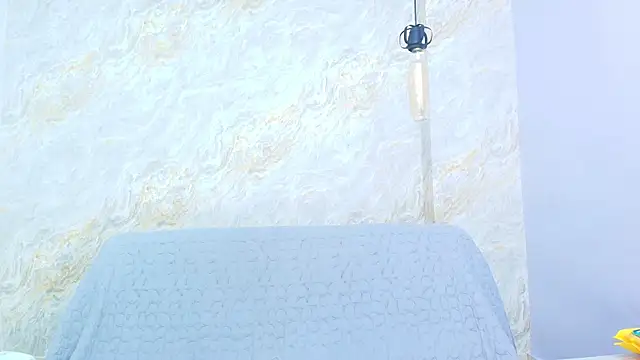 Mia candy 0 online show from October 2025 12:02:02 PM