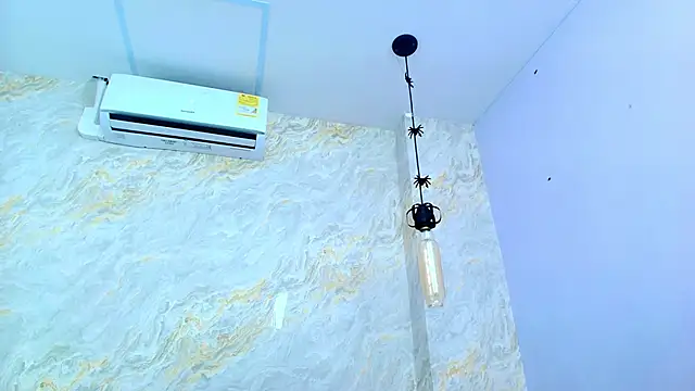 Mia candy 0 online show from November 2025 12:09:01 PM