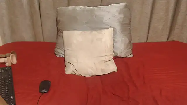 LONGBLKCLIT36 online show from September 2025 04:57:02 PM