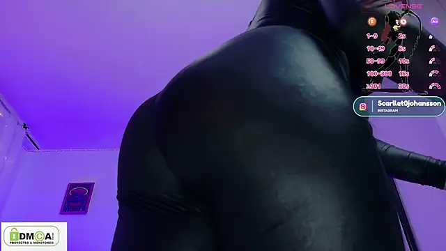 Miss scarllet  online show from April 2026 01:06:02 PM