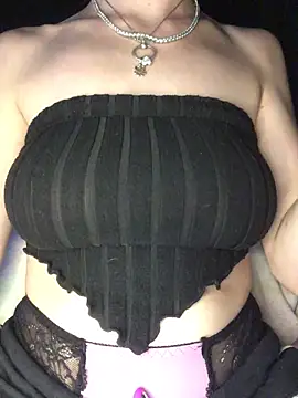 indie-rayne online show from October 2025 09:59:02 PM