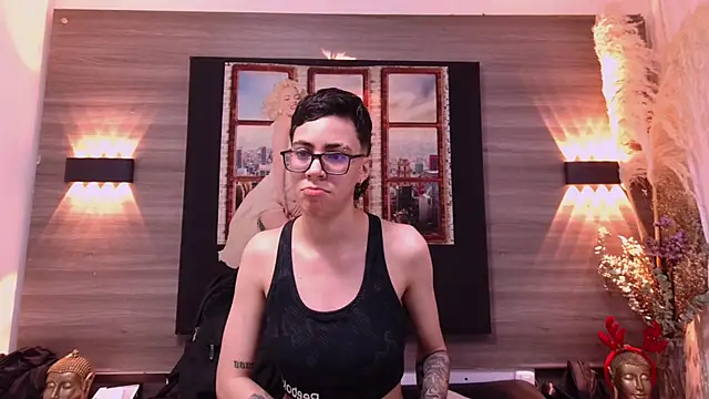 Cutie Shy  online show from November 2025 05:17:02 PM