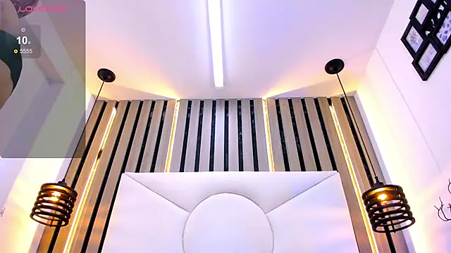 Cutie Shy  online show from January 2026 07:32:02 PM