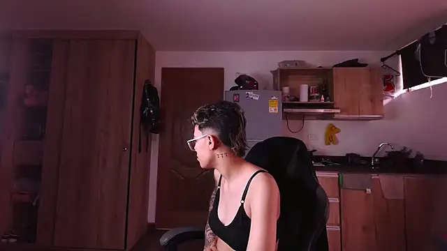 Cutie Shy  online show from March 2026 01:26:02 PM