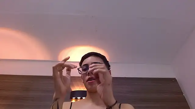 Snapshot of Cutie_Shy_ chatting on March 2025 07:29:02 PM Cutie Shy online show from March 2025 07:29:02 PM