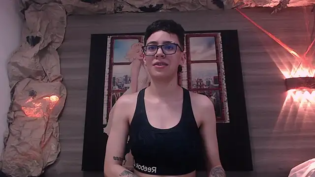 Cutie Shy  online show from November 2025 06:35:02 PM