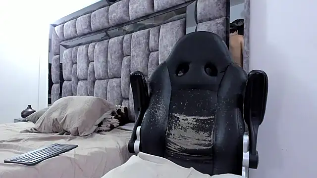 MalconStonne online show from March 2026 03:23:01 AM