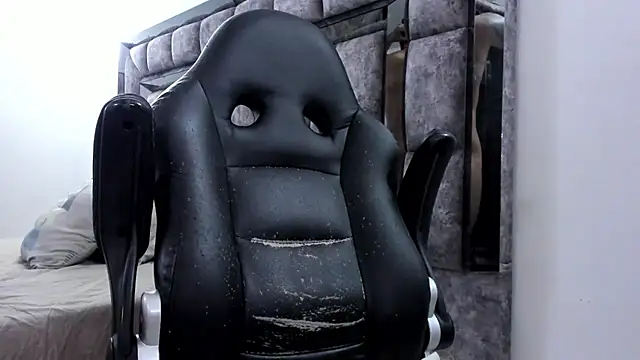 Snapshot of MalconStonne chatting on November 2025 03:35:02 AM MalconStonne online show from November 2025 03:35:02 AM