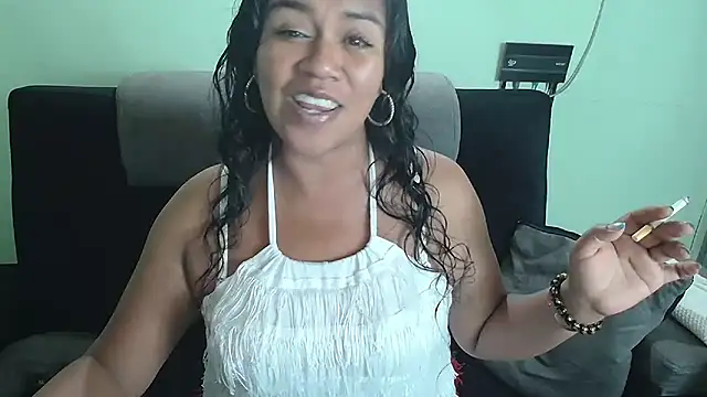 Snapshot of saggil23 chatting on March 2025 10:57:02 AM saggil23 online show from March 2025 10:57:02 AM