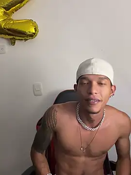 Snapshot of TommyGun_22 chatting on March 2025 12:53:01 AM TommyGun 22 online show from March 2025 12:53:01 AM