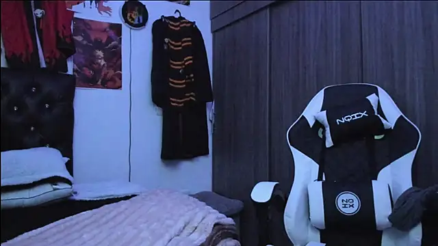 TommyGun 22 online show from April 2026 12:07:01 AM