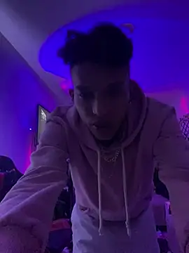 Snapshot of TommyGun_22 chatting on February 2025 05:53:02 AM TommyGun 22 online show from February 2025 05:53:02 AM