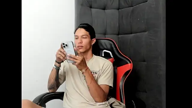 TommyGun 22 online show from February 2026 01:02:02 AM